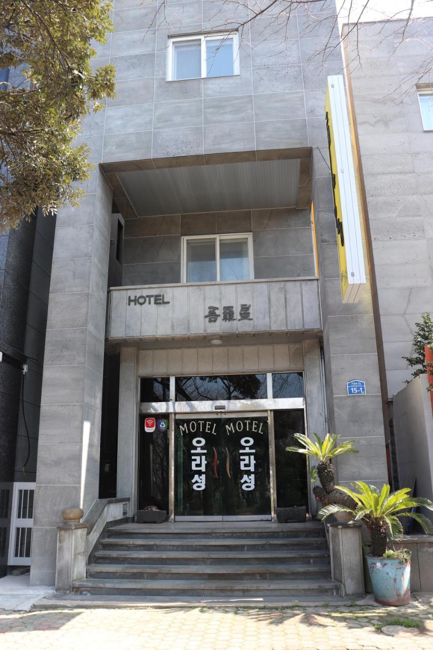 Orasung Motel Jeju Exterior foto